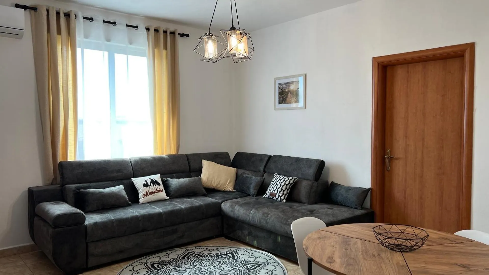 Sergio Apartment Durres Albania